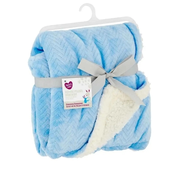 NWT Cozy Blue and Cream Throw Blanket - Picture 2 of 4